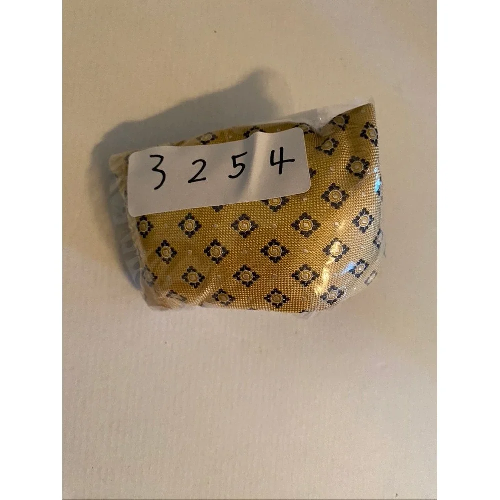Jos. A. Bank Heritage Collection Gold Silk Geometric Medallion Necktie